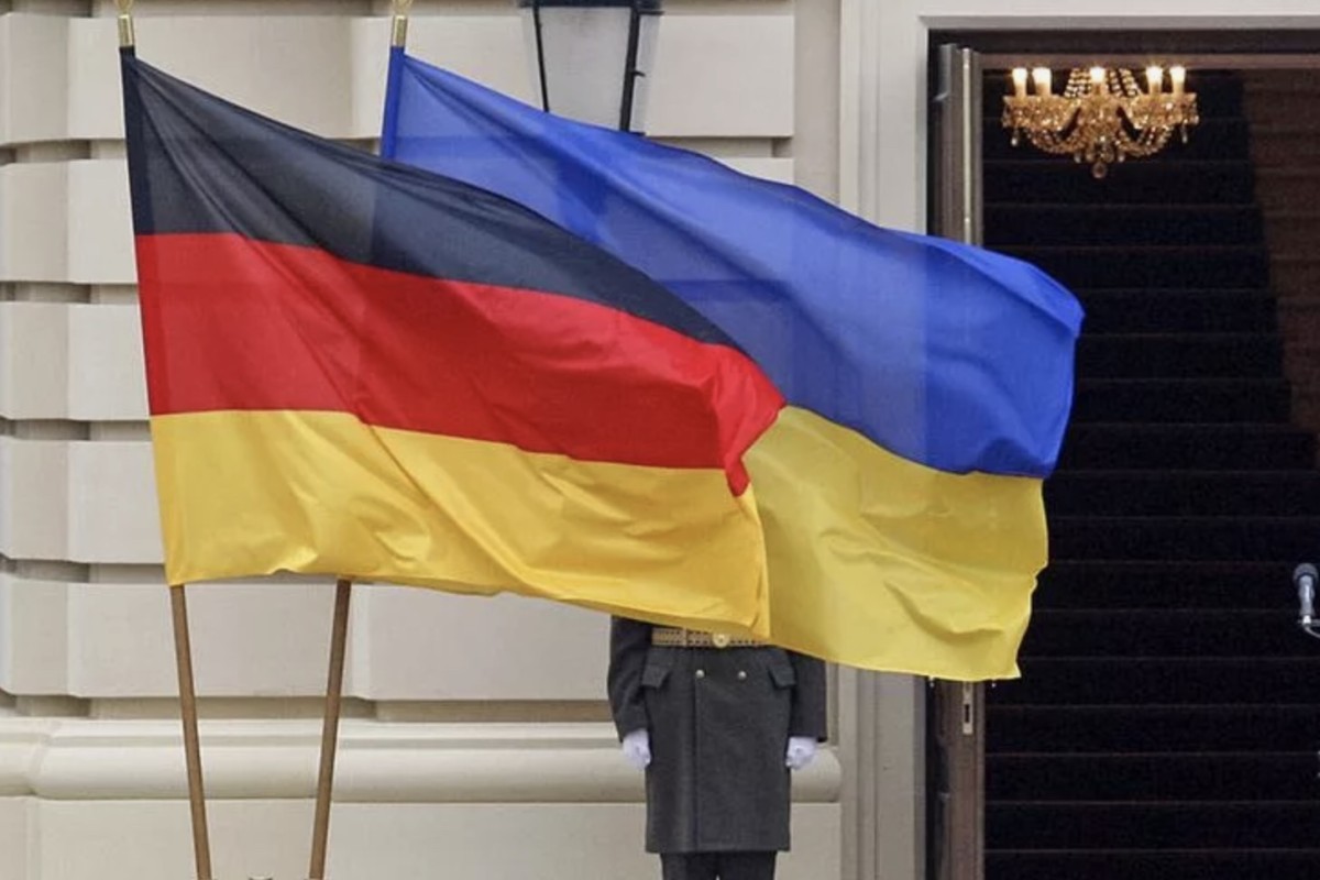 Германия на перепутье: баланс между обороной и помощью Украине