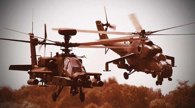 В Сирии российские военные обратили американский вертолет Apache в бегство