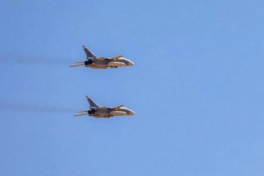 В Ливии заметили российские бомбардировщики Су-24 с закрашенными бортовыми номерами