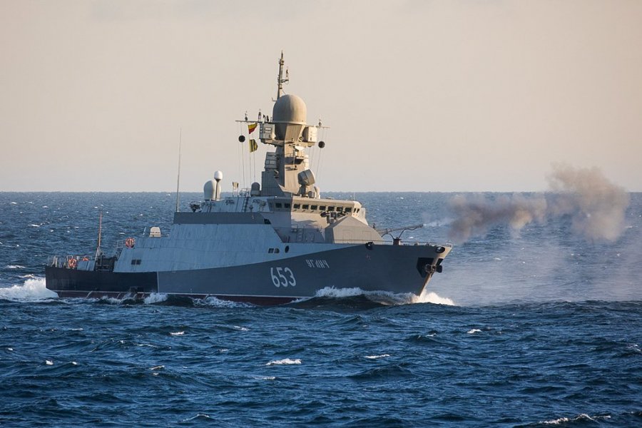 РФ перебрасывает десантные корабли Каспийской флотилии в Черное море