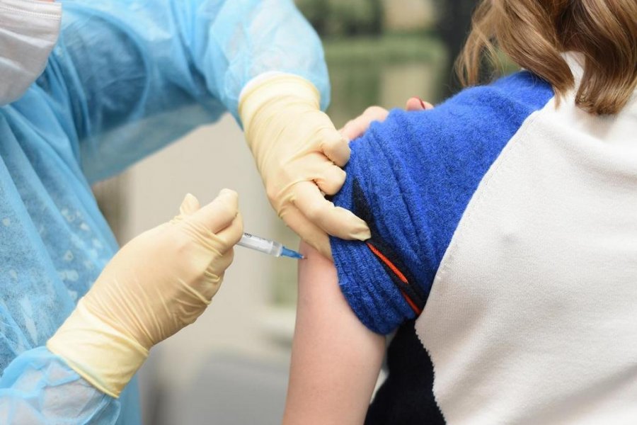 «Помогите мне спокойно умереть»: жительница Подмосковья после вакцинации столкнулась с аллергией почти на все продукты