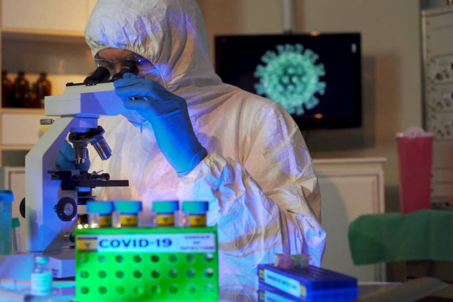 В Японии измерили эффективность COVID-прививок против штамма «Омикрон» 