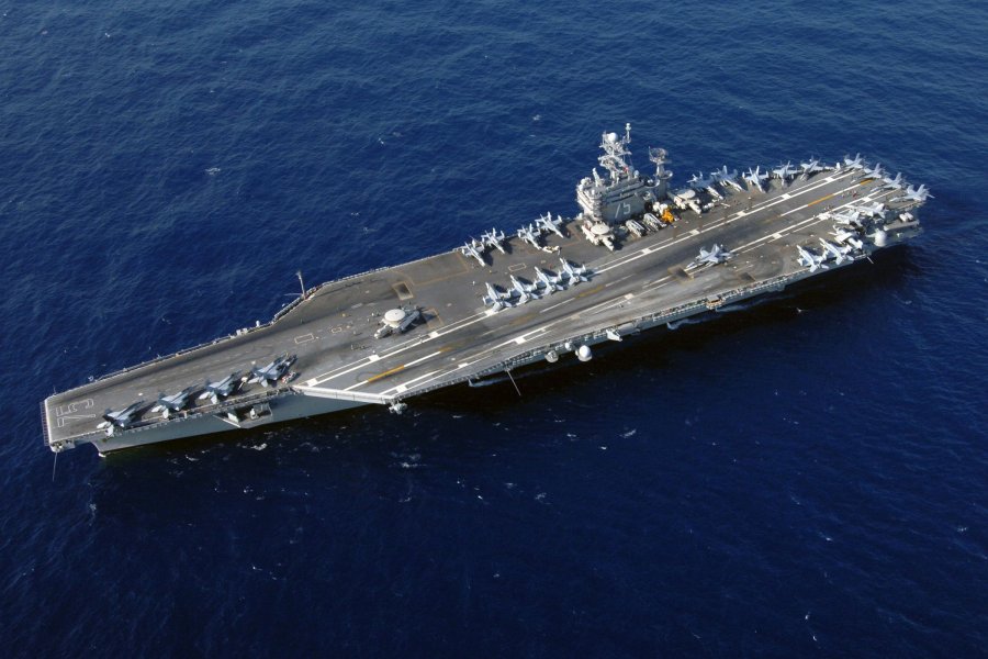 Авианосцу ВМС США USS Harry S. Truman пришлось скрываться в Адриатическом море из-за российской подлодки