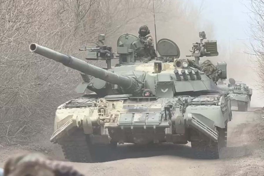 Уникальный российский боевой танк с двумя турелями для пулемётов замечен на Украине
