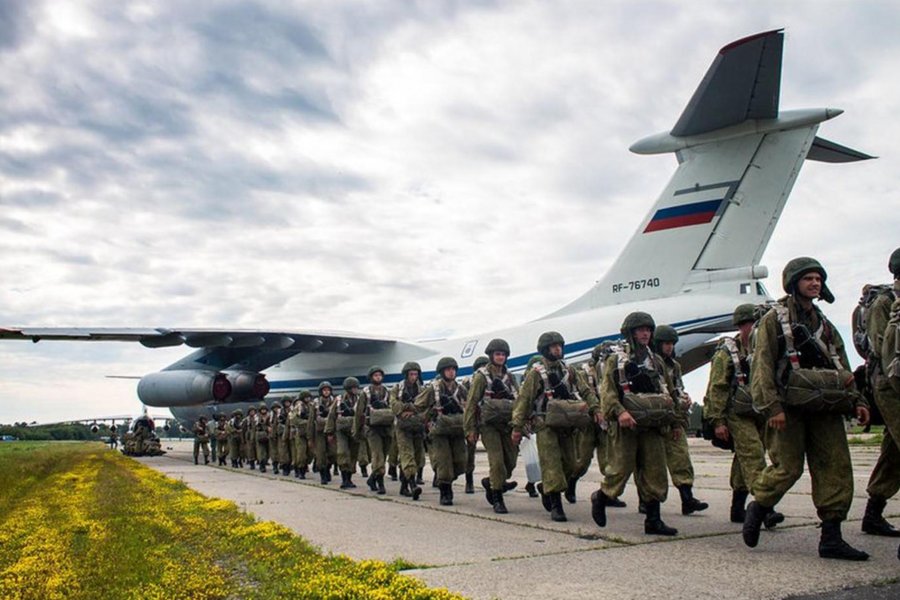 Американский  аналитик: Россия перебрасывает по воздуху войска в Приднестровье