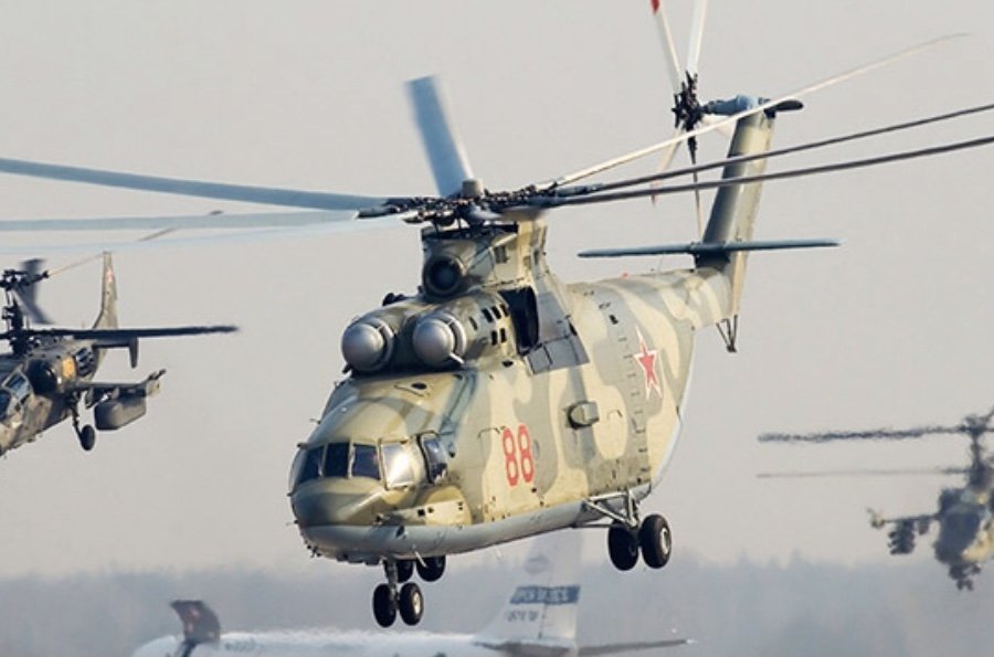 В районе Скадовска была замечена высокая активность российских боевых вертолетов