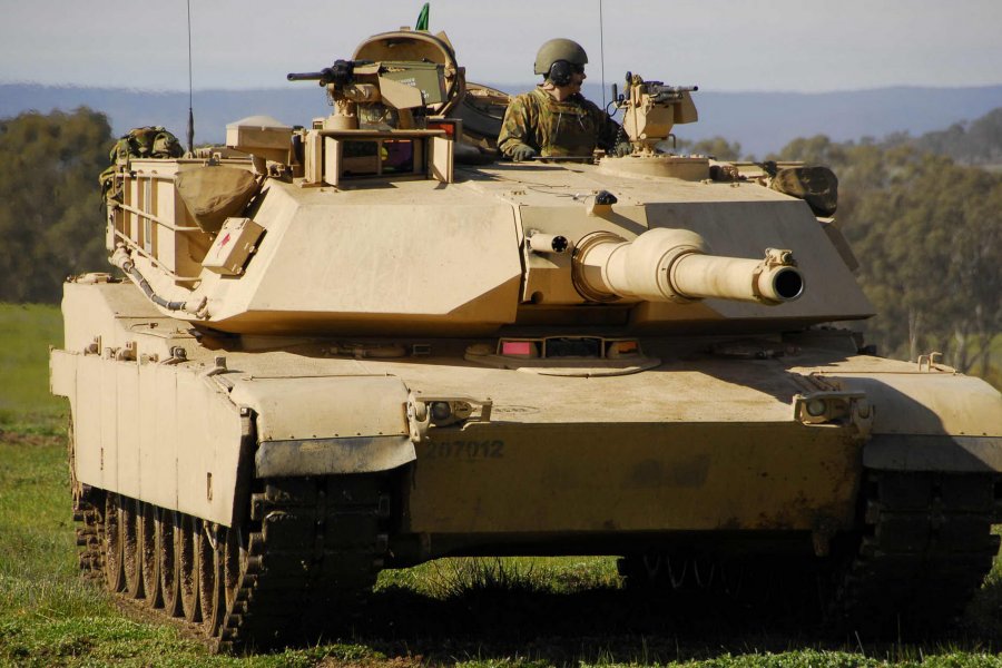 Дело в грунте: Кнутов объяснил, почему США и ФРГ не спешат поставлять Украине тяжелые танки