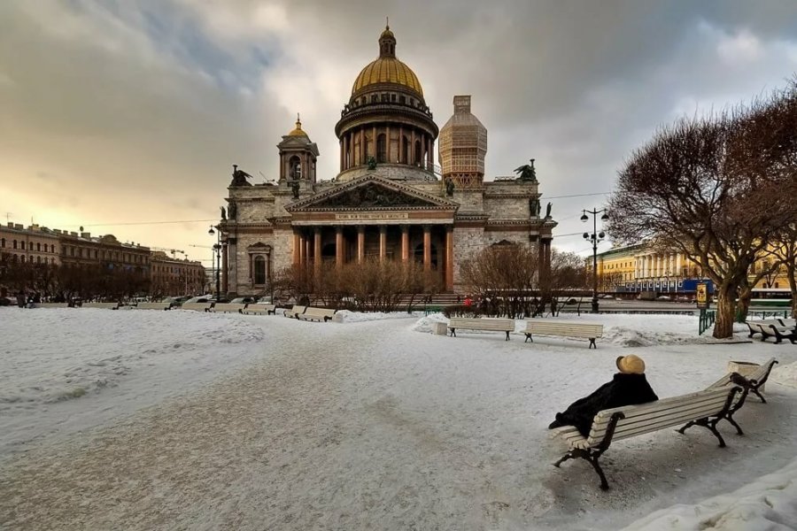 Синоптик Леус привел прогноз погоды в Санкт-Петербурге в начале следующей недели