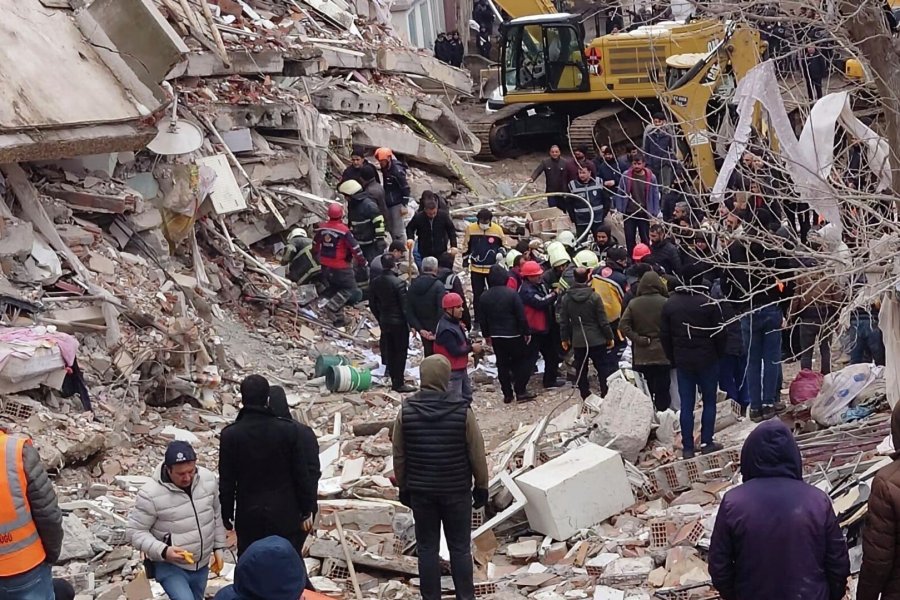 РИА Новости: мощное землетрясение в Сирии и Турции изменит позиции России на Ближнем Востоке