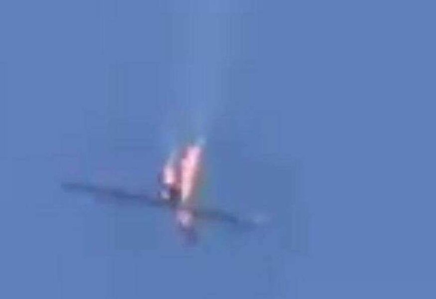 Сбитый самолет а 50 в краснодарском крае. Экипаж сбитого в Сирии Су-24. Су-24 Сирия сбитый самолет.
