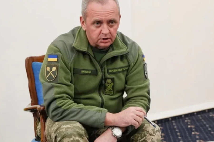 МК:  Муженко проинформировал о скрытых резервах армии ВС России