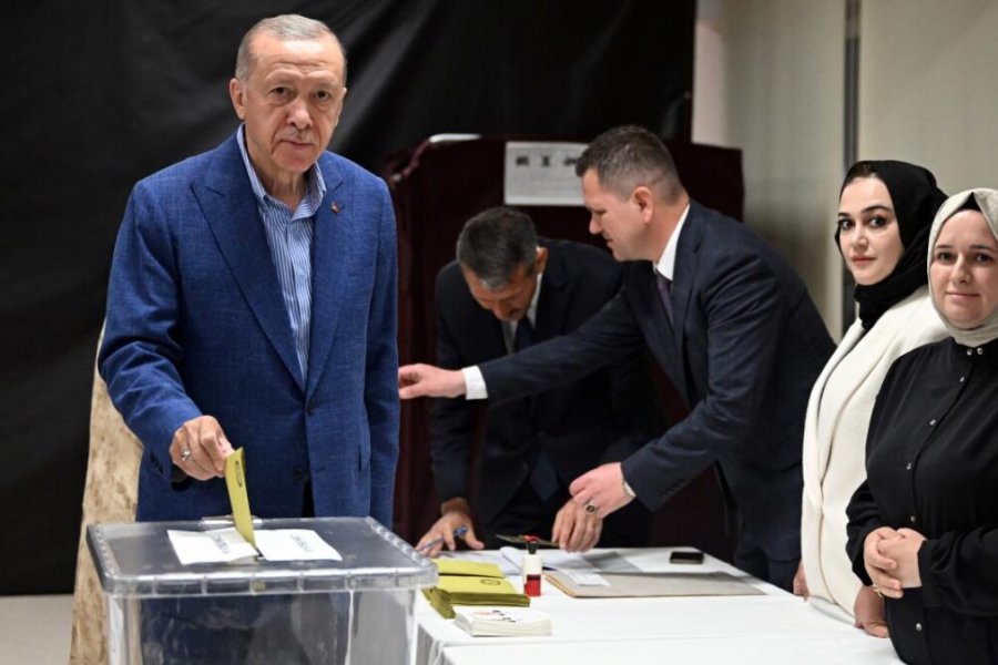 Эрдогана разозлил произошедший на избирательном  участке инцидент