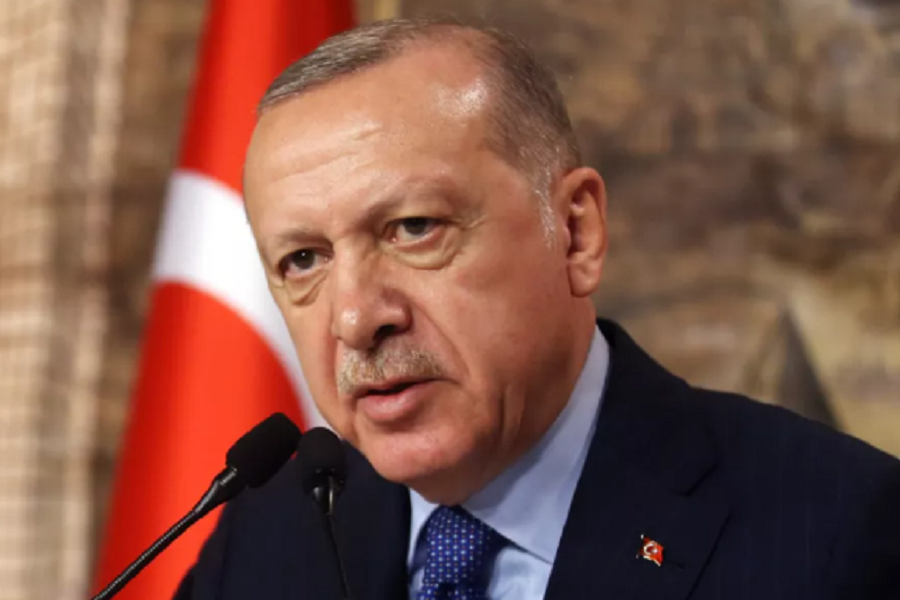 Президент Турции Эрдоган пообещал ответить на туристический шантаж